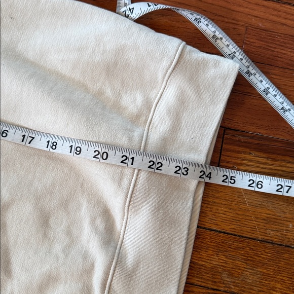 L.L. Bean Crewneck Sweater - Picture 10 of 11